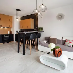P&o Business Serviced Cybernetyki Apartament