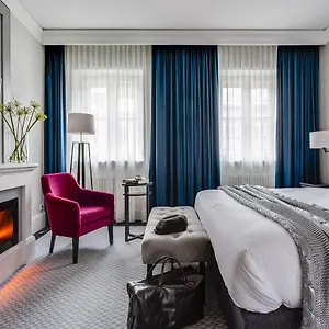 Teatro Boutique Old Town - Destigo Hotel